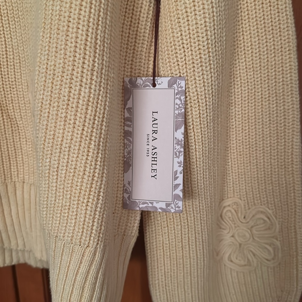 Laura Ashley Knit Flower Sweater - Picture 3 of 5